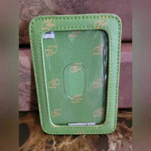 Dooney & Bourke Green Tote Bag, eye glass case, ID HOLDER, wristlet - Picture 12 of 16